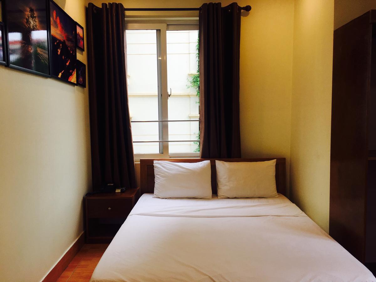 ホテルSaigon Palace Tran Quoc Hoan ハノイ エクステリア 写真