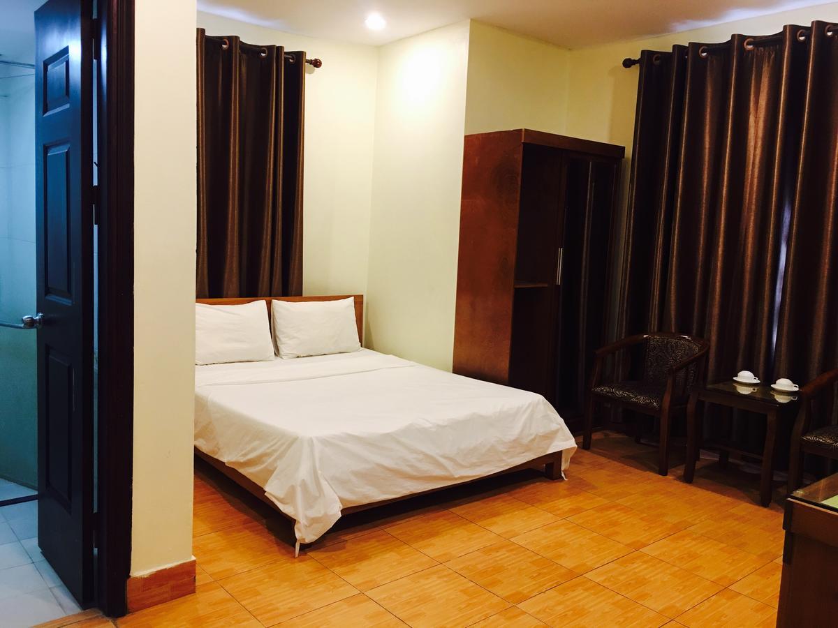 ホテルSaigon Palace Tran Quoc Hoan ハノイ エクステリア 写真